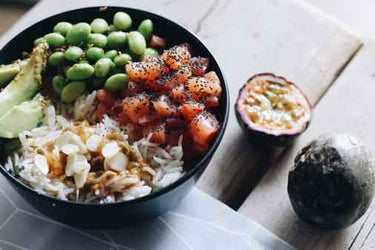 BOWL AROMA SAUMON AVOCAT EDAMAME ET FRUIT DE LA PASSION 